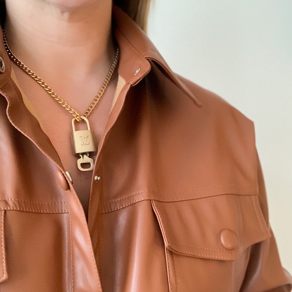 Louis Vuitton Jewelry - ✨ Louis Vuitton Padlock Necklace ✨